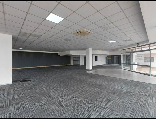 576M² RETAIL TO LET IN BRYANSTON